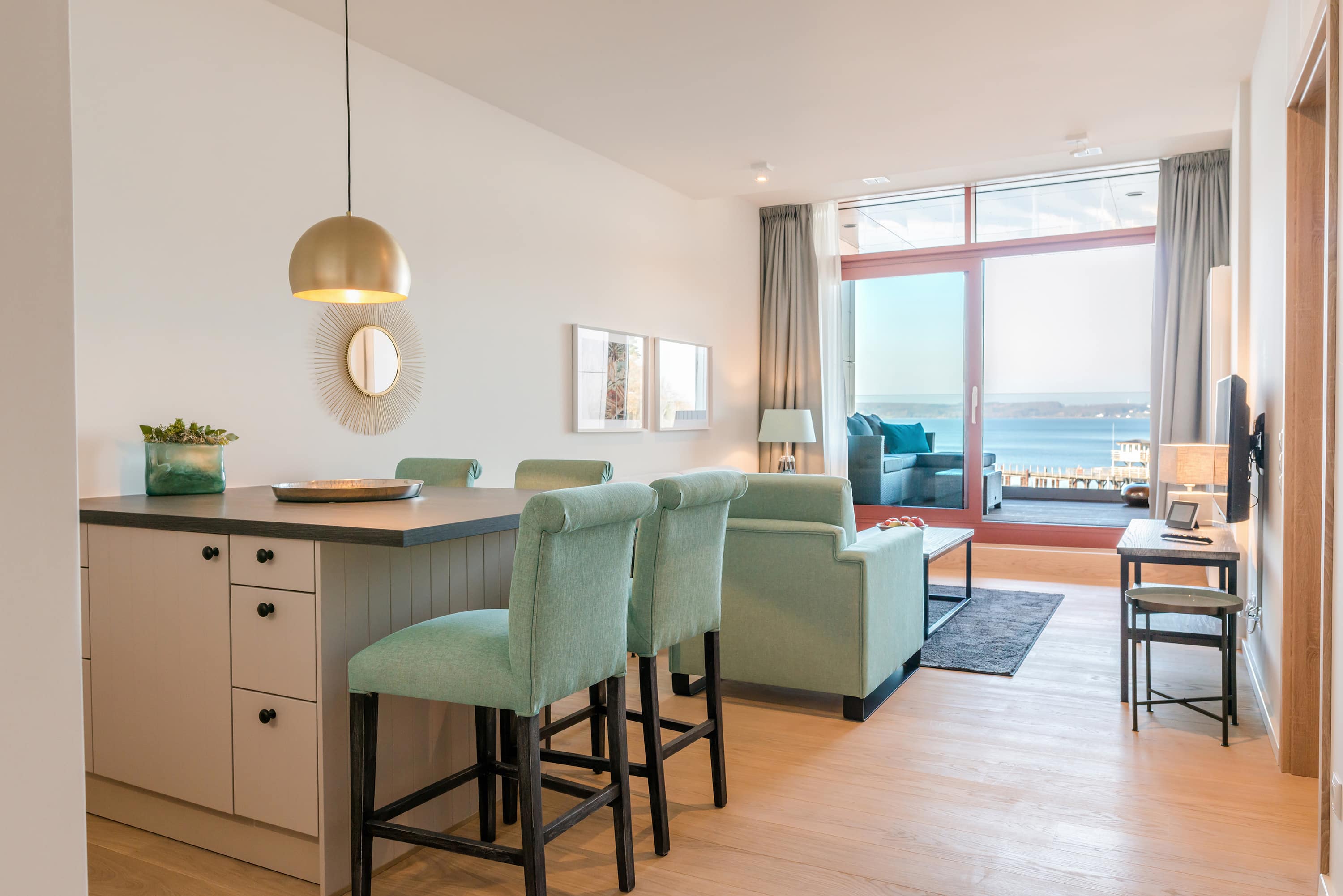 Comfort-Suite Wasserseite